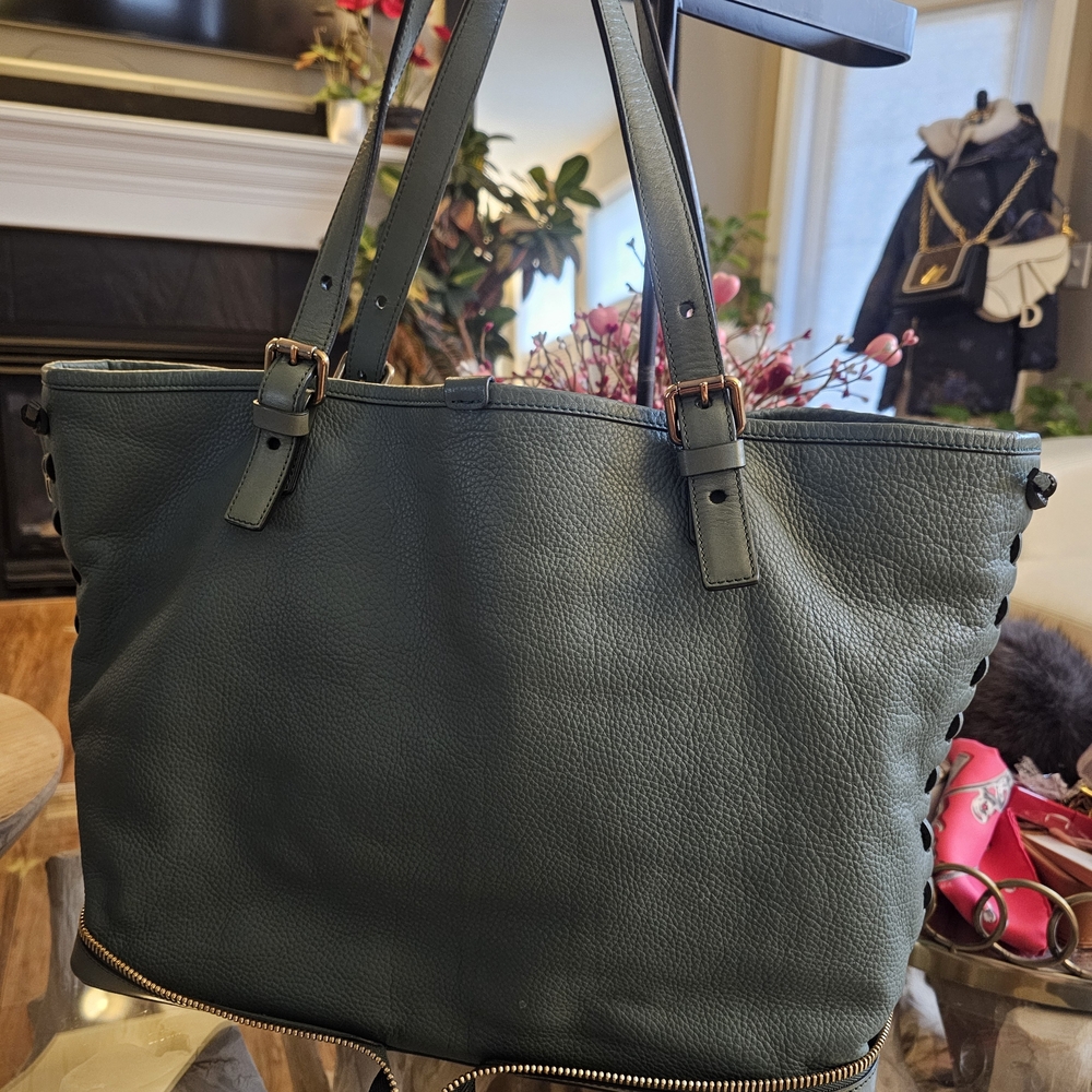 Chloe Dark Green Leather Tote